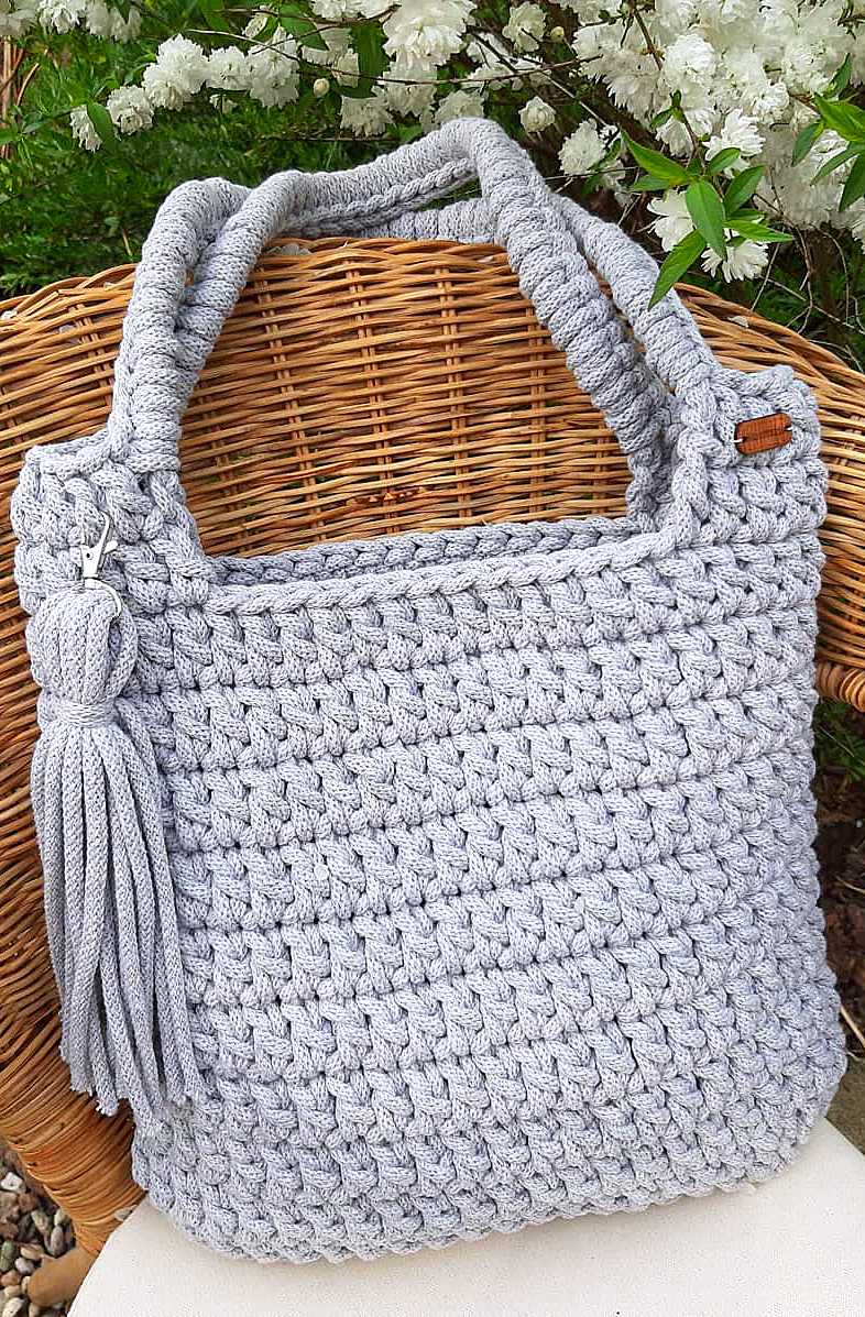 Popular Stylish and Convenient Crochet Bag Models - Page 46 of 103 ...